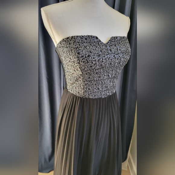 BEBE | Bustier Sequin Hi-Lo Dress - Picture 5 of 16